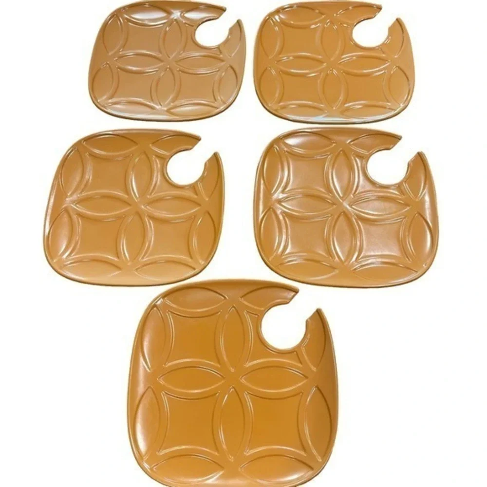 Pier 1 Melamine Cocktail Appetizer Plates w Wine Glass Holder Set of 5